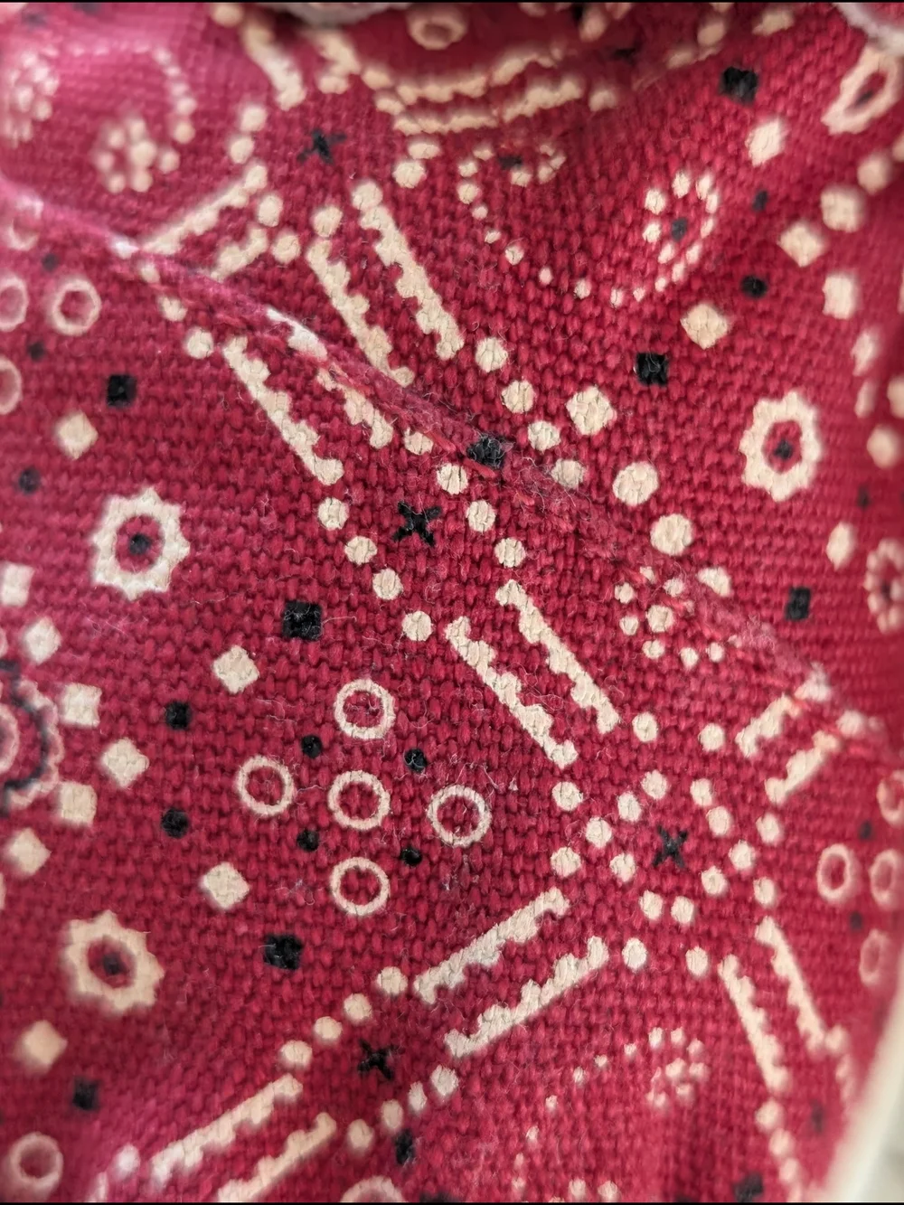 Great Condition: Toms Red Bandanna Style Youth 2.5